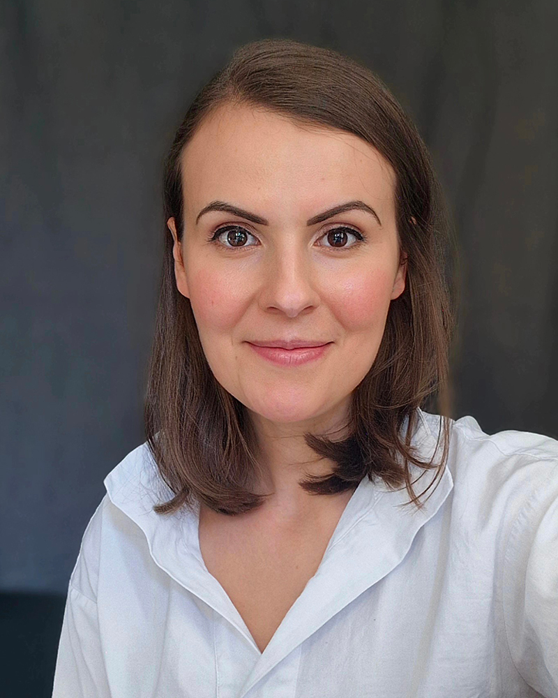 Ioana Pirvu Portrait